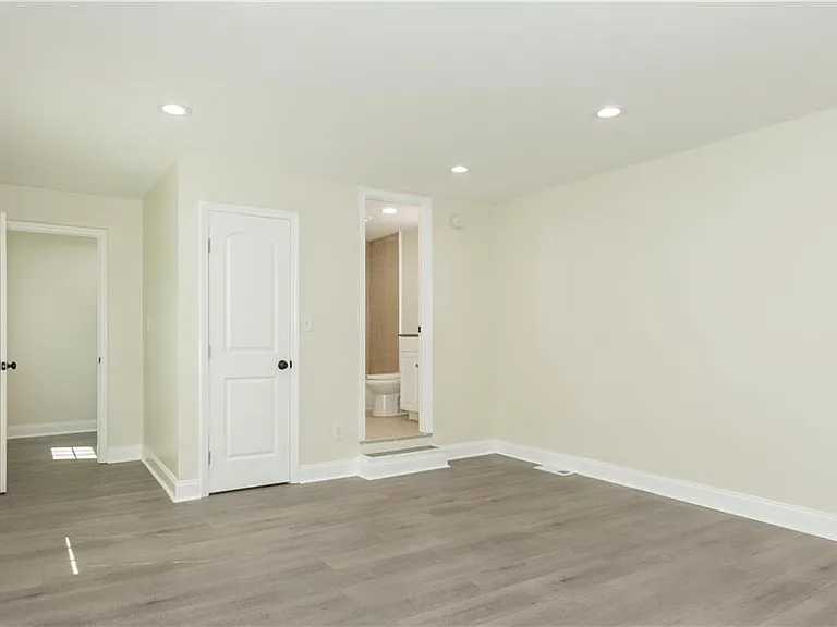 1645 Abner Ter NW — Photo 6
