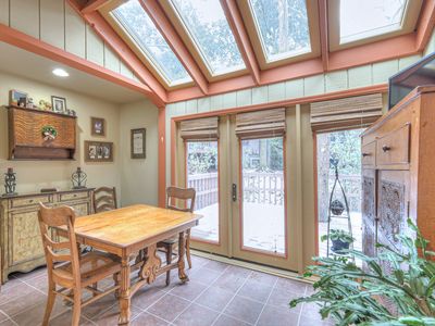 906 Holly Frst, Nashville, TN, 37221