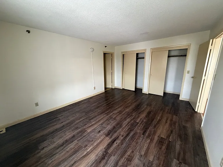 261 Pine St #35 — Photo 6