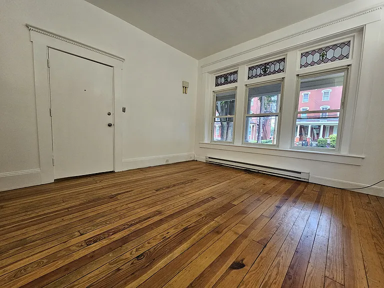 819 Columbia Ave #1 — Photo 8
