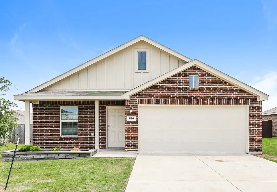 1124 Skyline Dr