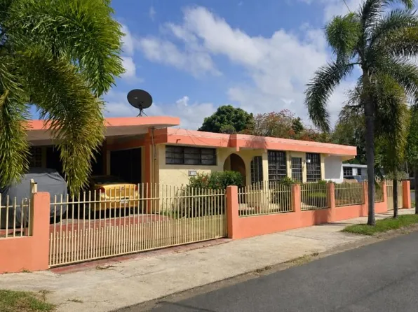 Urb Alturas De Flamboyan 3ra Seccion P 10 Calle #24, Bayamon, PR 00959
