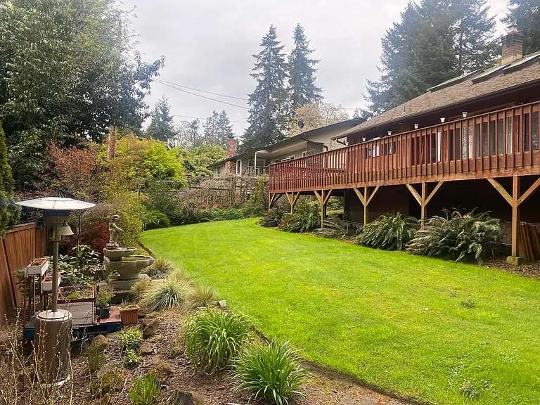 2285 W 29th Ave — Photo 4