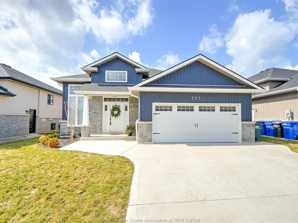 207 Clarke St, Amherstburg, ON N9V 0G5