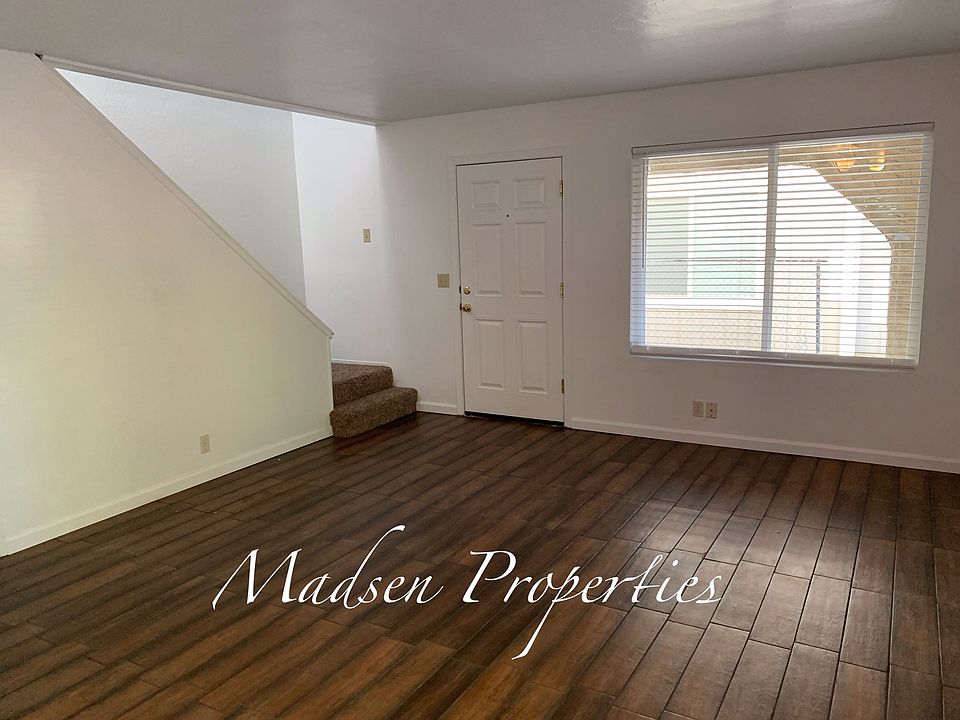 625 Oak Street #1