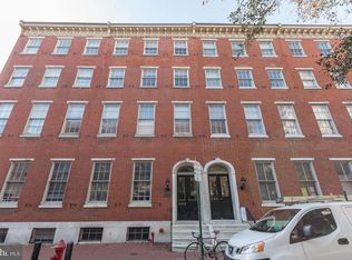 242 S 8th St #3, Philadelphia, PA 19107