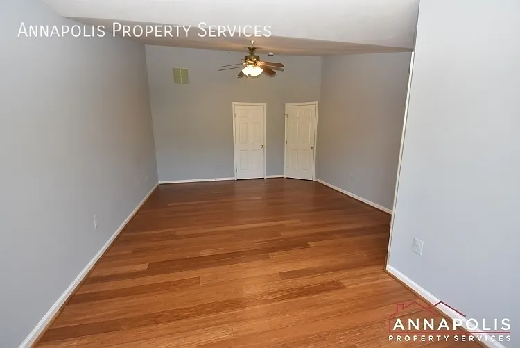 916 Glaze Ct — Photo 15