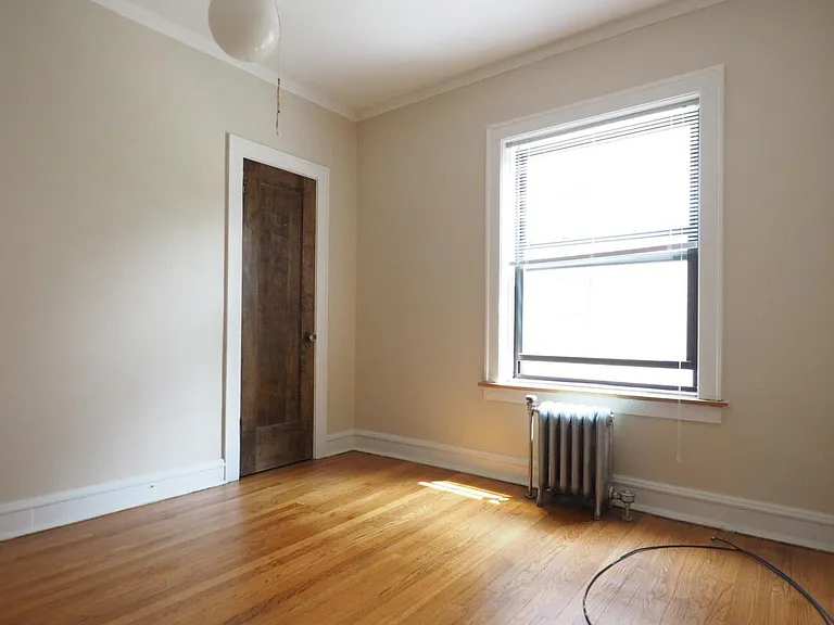 4519 N Paulina St #2B — Photo 2