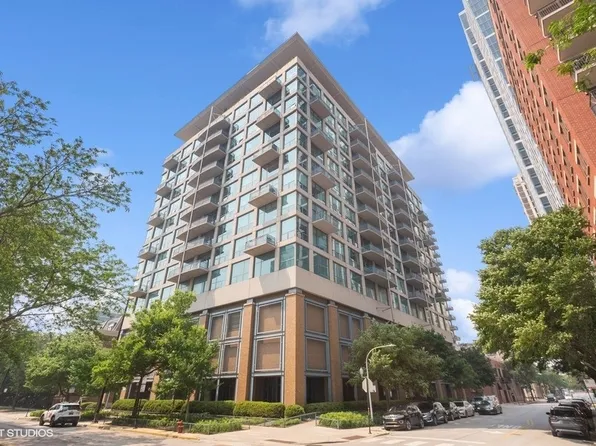 125 E 13th St Unit 1013, Chicago, IL 60605