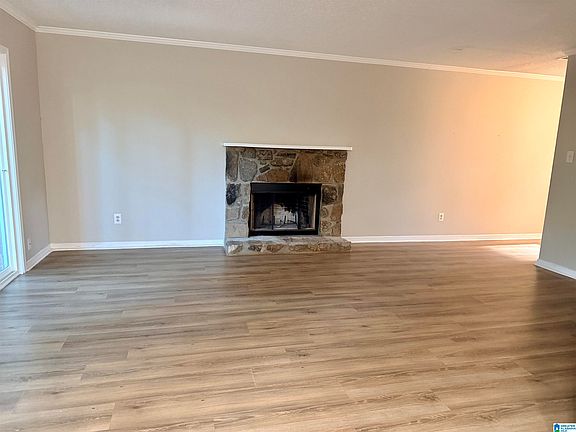 3rd image of 313 Heath Dr #313