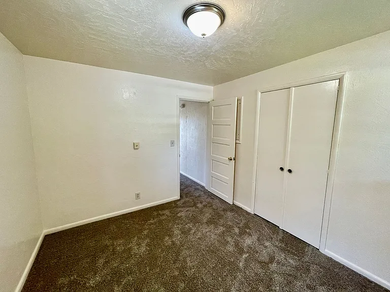 723 NW 5th St — Photo 21