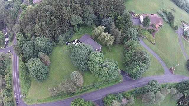 2nd image of 4731 Makyes Rd