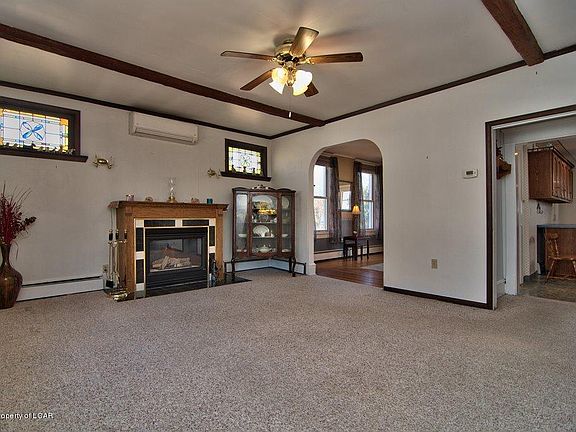5th image of 823 Anthracite Ave