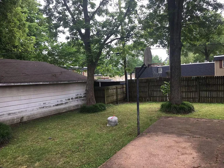 603 Vaughn Rd — Photo 17