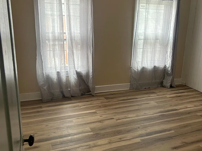 331 W Main St — Photo 5