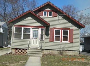 1316 Superior St, Aurora, IL 60505