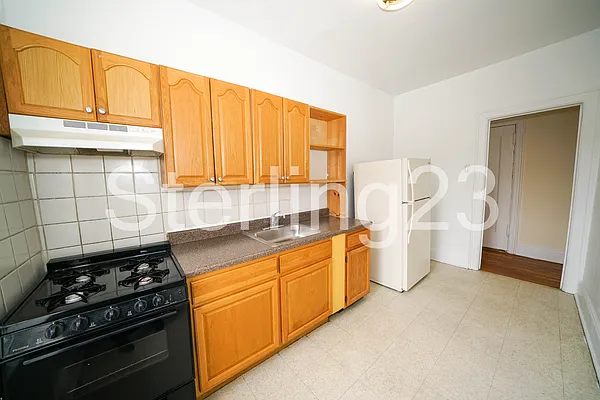 Rented by Sterling Realty Solution Inc | media 3