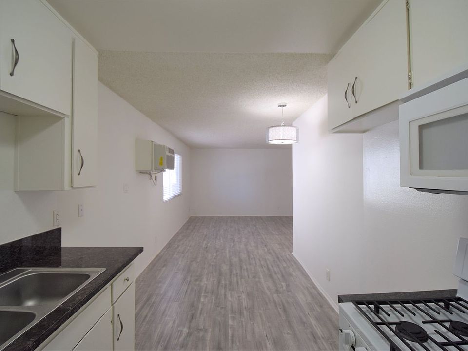 1st image of 6954 Woodman Ave #17709182