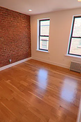 Rented by PMG Real Estate  | media 15
