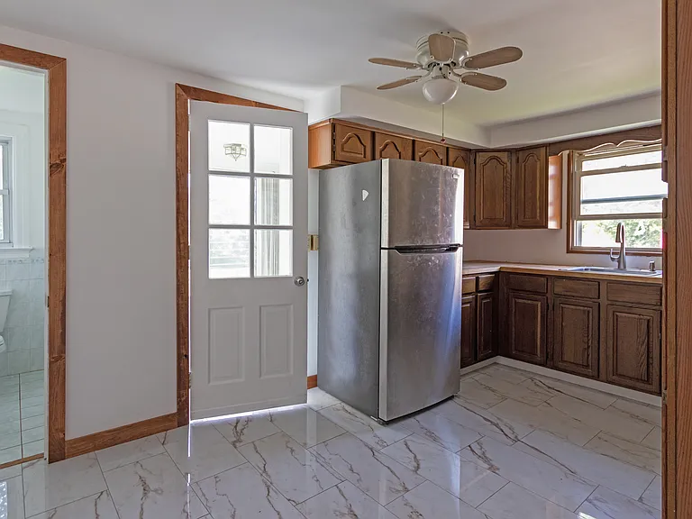 8B Myer Ln — Photo 8