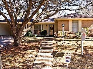 213 Stonegate Dr, Clinton, MS 39056