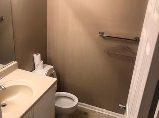28 Trotters Ln #1002, Galloway, NJ 08205