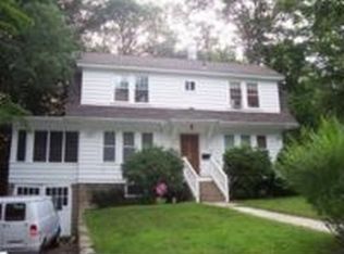 24 Taft St, Fitchburg, MA 01420