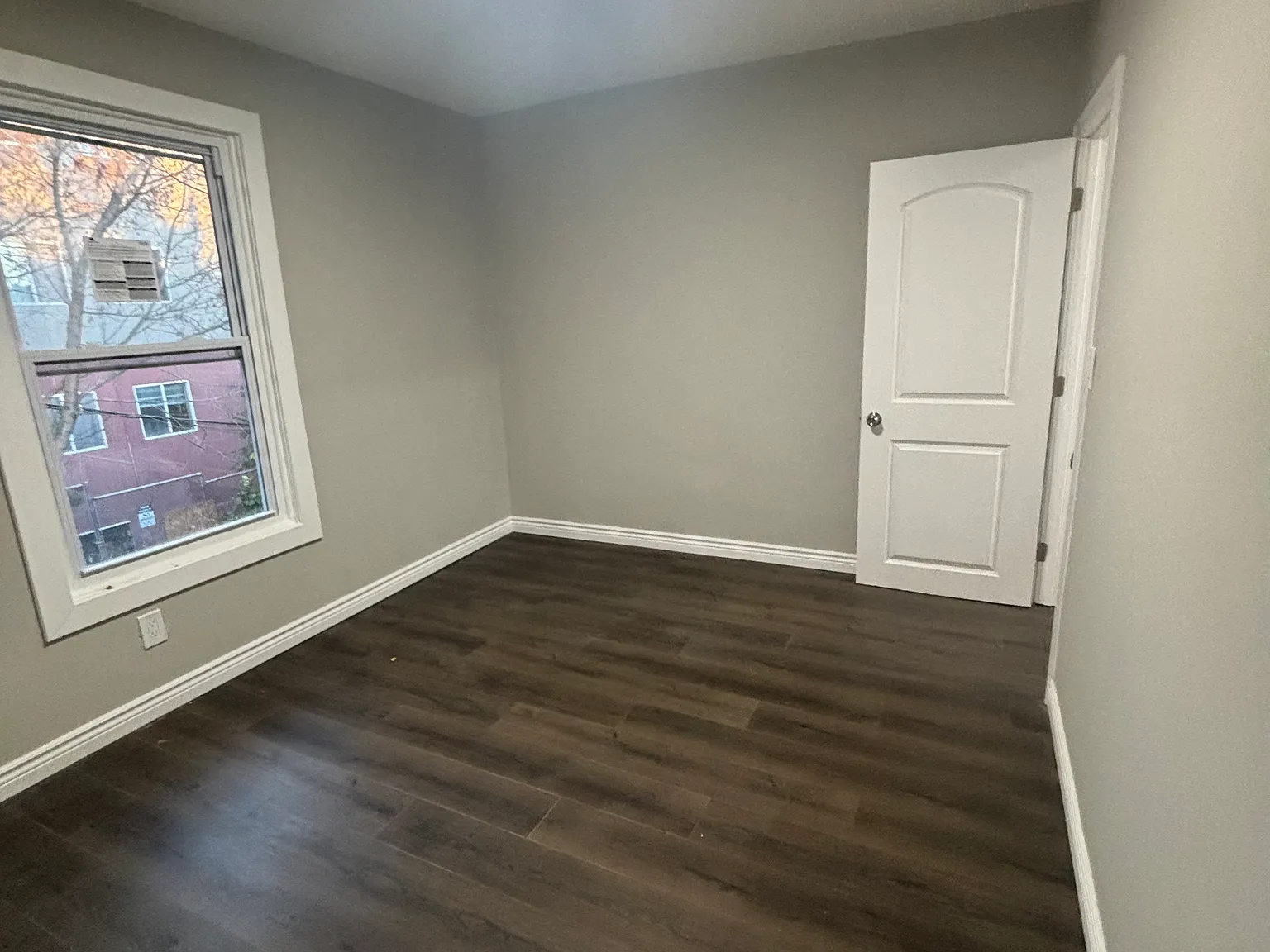 3 bed, 1250 sqft, $1,500 — Photo 4