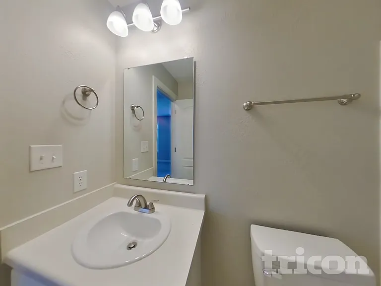 2990 Parkview Dr — Photo 15