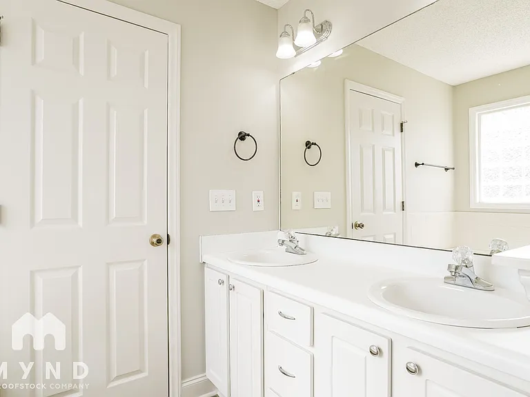 54 Pedernales Dr — Photo 9