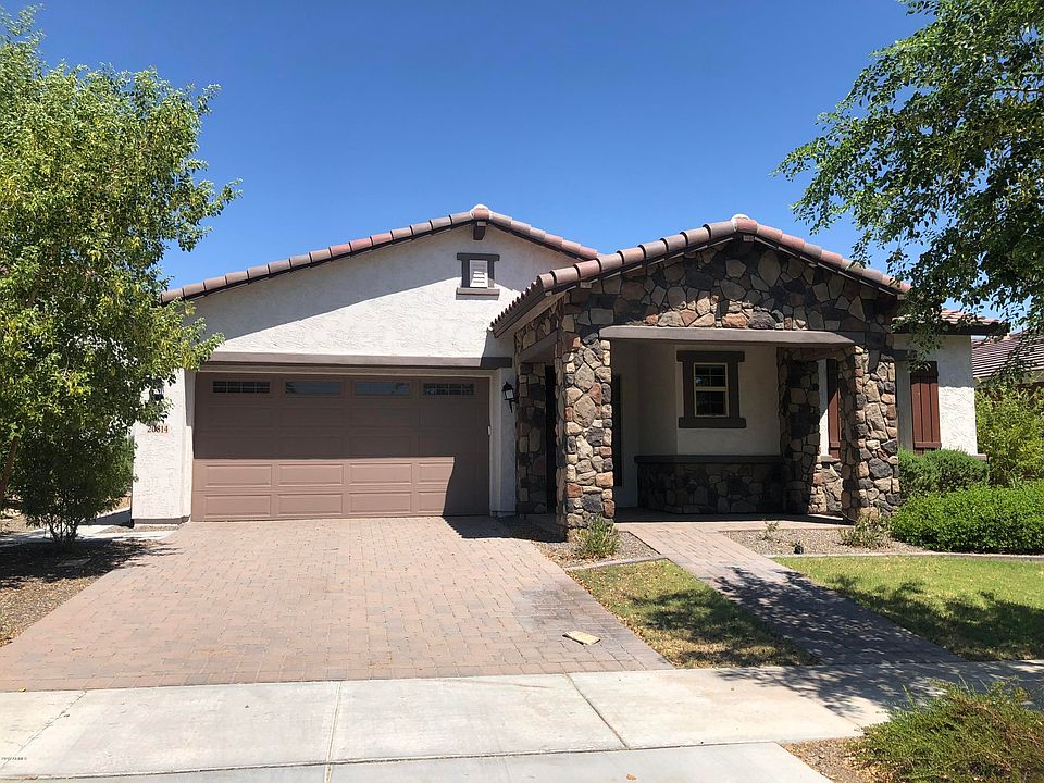 1st image of 20814 W Hillcrest Blvd