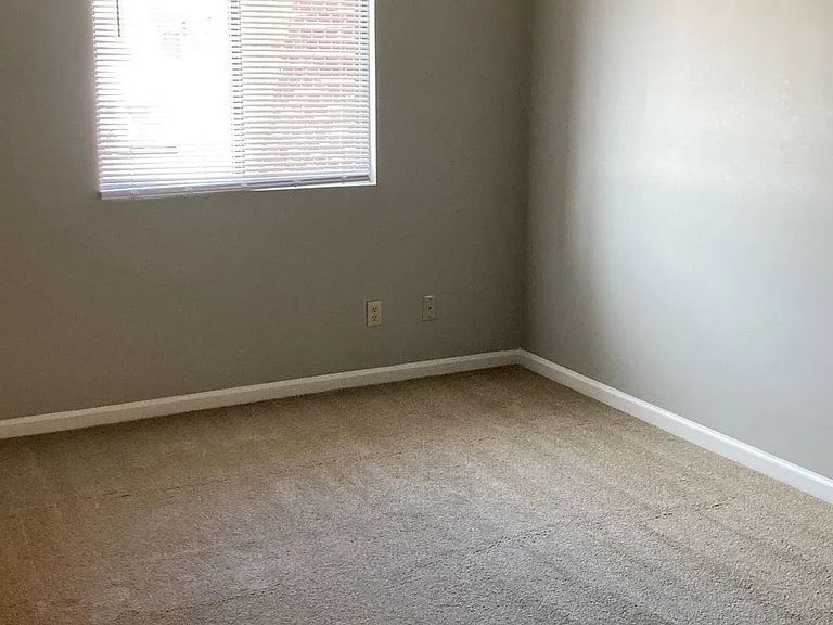 1010 Blue Ridge Dr #5 — Photo 12
