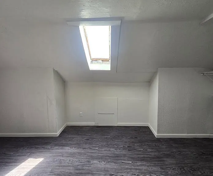 1332 N St — Photo 9