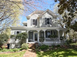 633 N Spring St, Winston Salem, NC 27101