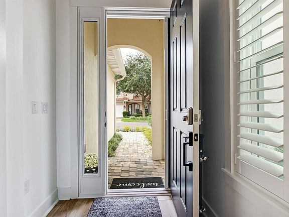 2nd image of 96065 Bottlebrush Ln