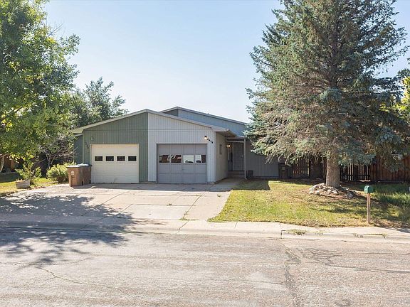 2nd image of 4412 Comanche Dr