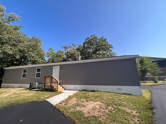 3rd image of 523 54th Ave #50