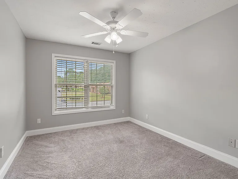 6204 Perry Ave — Photo 17