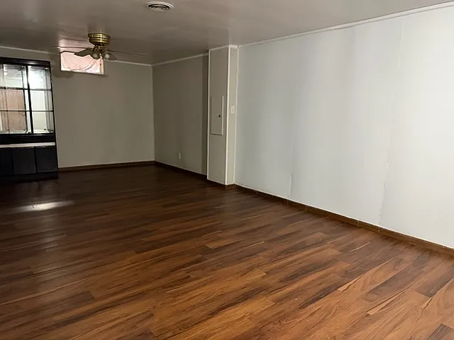 2448 S Victoria Ave — Photo 3
