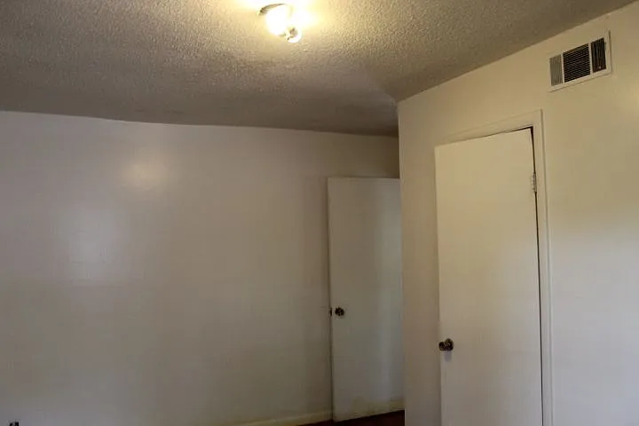 19 Exeter Dr — Photo 21