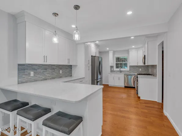 37 Longview Avenue, Freehold, NJ 07728
