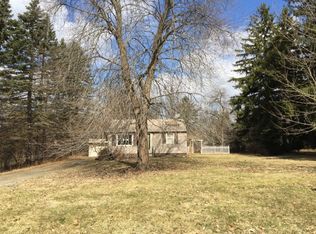 25020 Garden Rd, Bedford, OH 44146