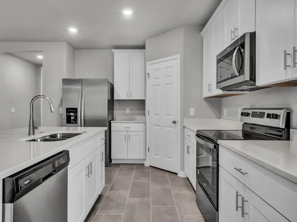 17217 Cagan Crossings Blvd, Clermont, FL 34714