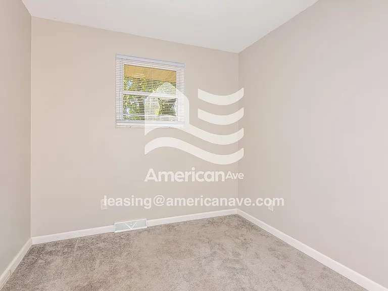 1485073_013_wm_-_bedroom_13275419.jpg