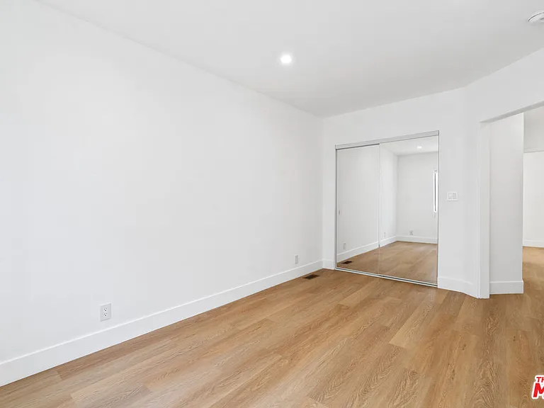 3939 Moore St #204 — Photo 34