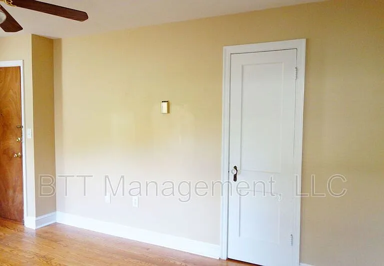 8206 Greenwood Ave #5 — Photo 38