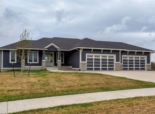 9889 NW 46th Ct, Polk City, IA 50226