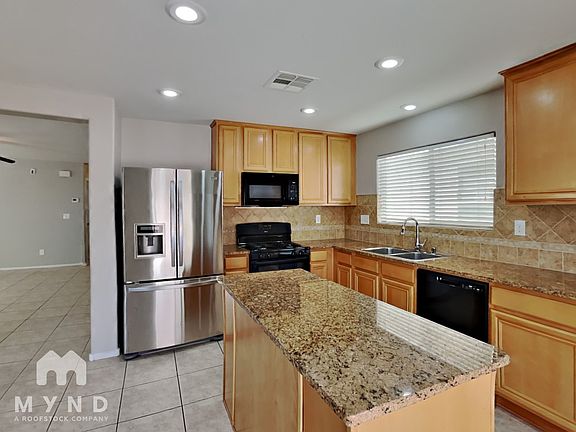 3rd image of 60 Foxworth Ct
