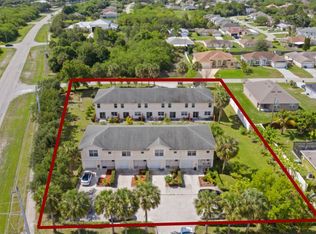 903 SW McHord Ave, Port Saint Lucie, FL 34953