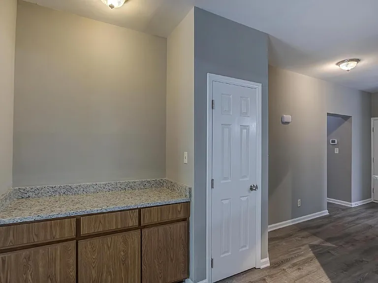 6020 Winterpointe Ln #102 — Photo 26